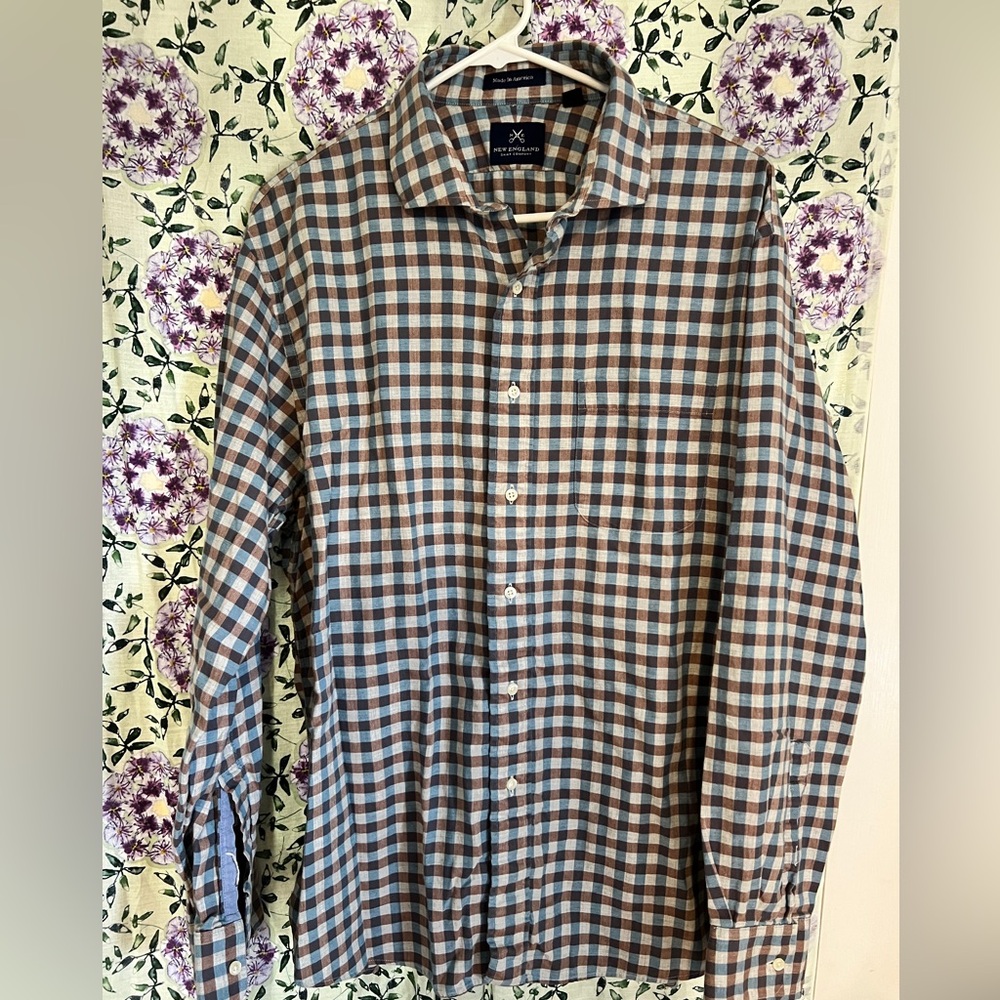 New England Shirt Company XL Blue and Brown Checkered button up Shirt